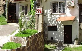 Apartment On Erekle 25A